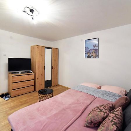 זאגרב Studio Apartment Aneta מראה חיצוני תמונה